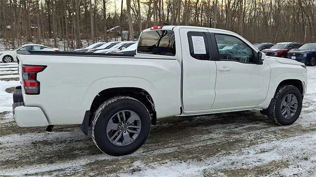 2025 Nissan Frontier SV