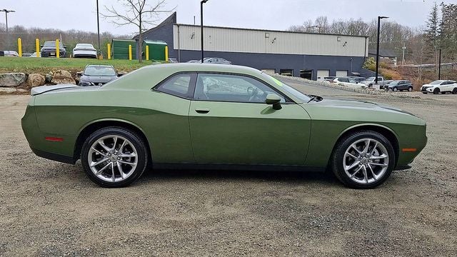 2022 Dodge Challenger SXT