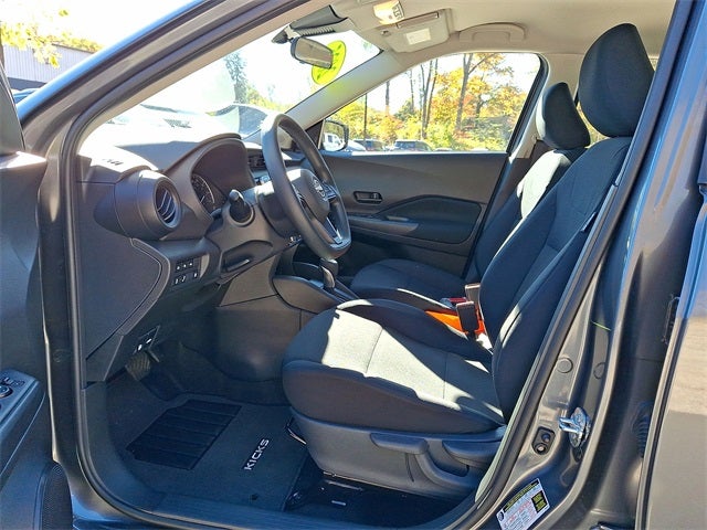 2025 Nissan Kicks Play S