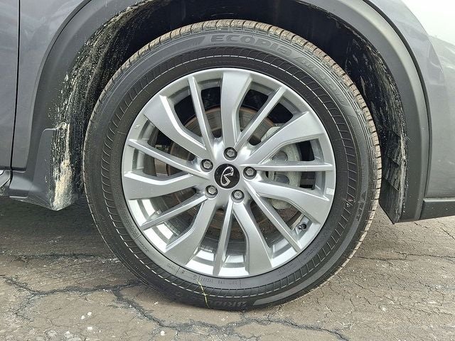 2025 INFINITI QX50 LUXE