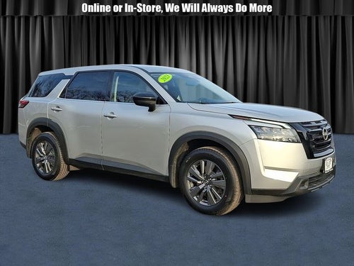2023 Nissan Pathfinder S