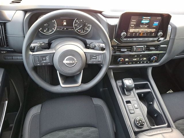 2023 Nissan Pathfinder S