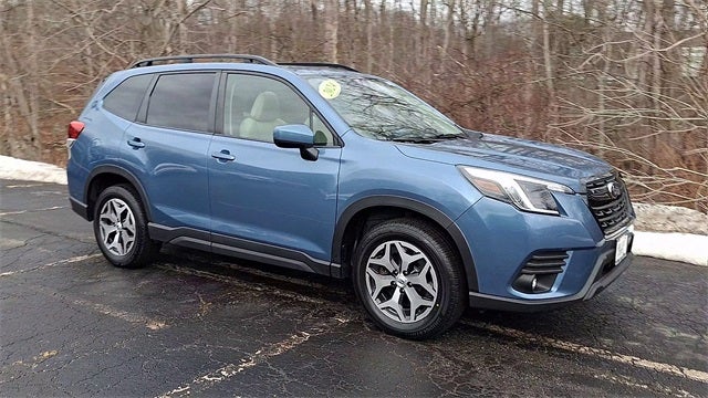 2024 Subaru Forester Premium