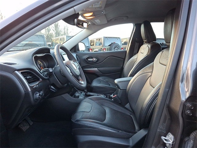 2022 Jeep Cherokee Latitude Lux