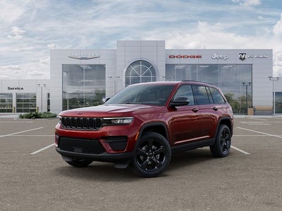2025 Jeep Grand Cherokee Laredo
