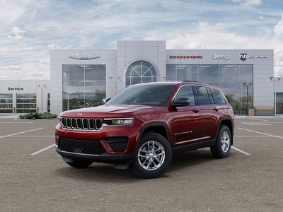 2026 Jeep Grand Cherokee Laredo
