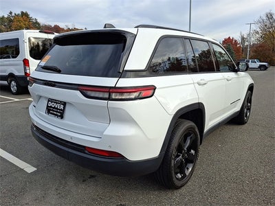 2022 Jeep Grand Cherokee Altitude