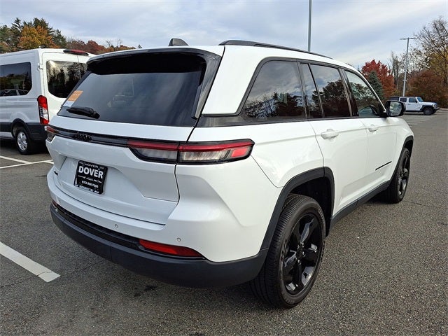 2022 Jeep Grand Cherokee Altitude