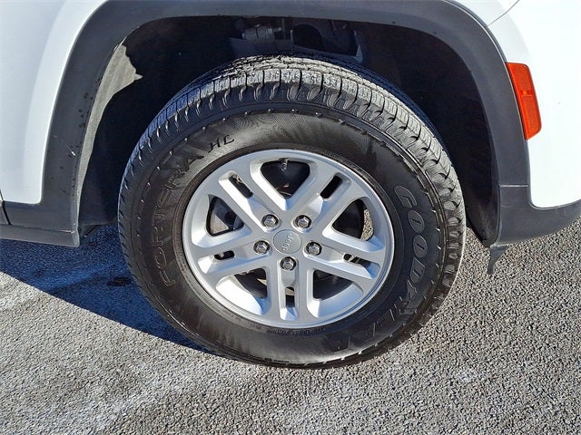 2024 Jeep Grand Cherokee Laredo