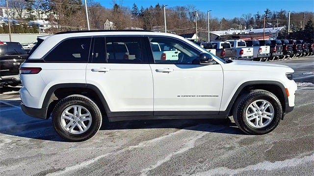 2024 Jeep Grand Cherokee Laredo