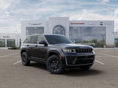 2026 Jeep Grand Cherokee Laredo