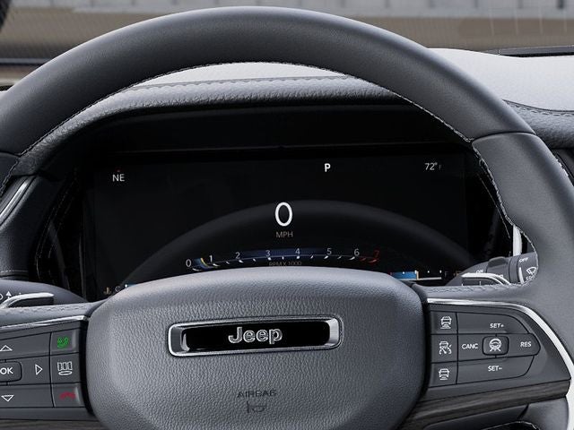 2026 Jeep Grand Cherokee Laredo Altitude