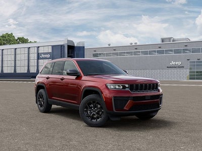2026 Jeep Grand Cherokee Laredo Altitude