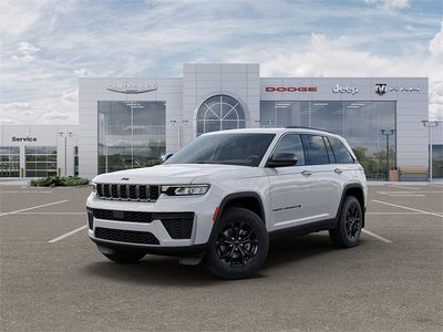 2026 Jeep Grand Cherokee Laredo