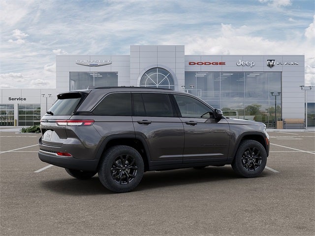 2026 Jeep Grand Cherokee Laredo