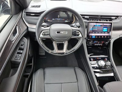 2025 Jeep Grand Cherokee Overland