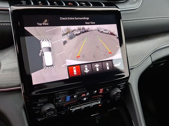 2025 Jeep Grand Cherokee Overland