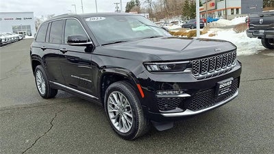 2023 Jeep Grand Cherokee Summit