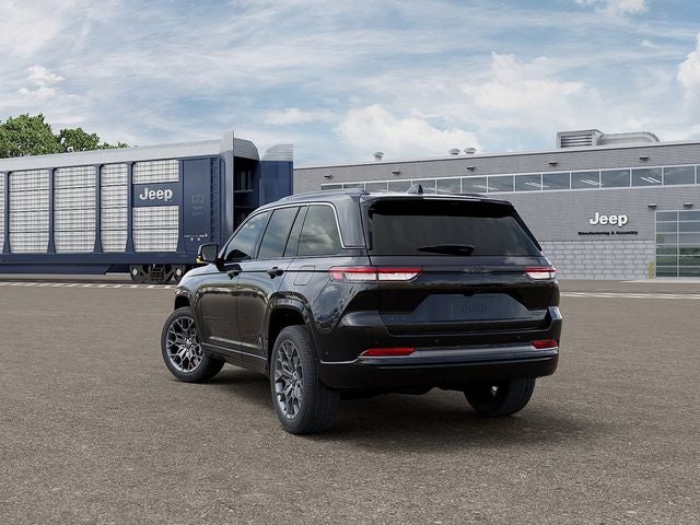 2026 Jeep Grand Cherokee Summit