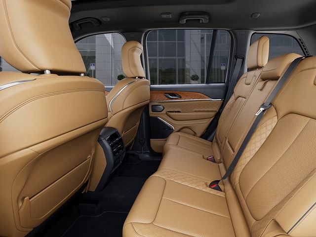 2026 Jeep Grand Cherokee Summit