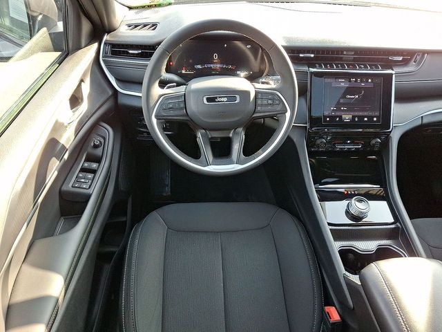 2024 Jeep Grand Cherokee L Laredo