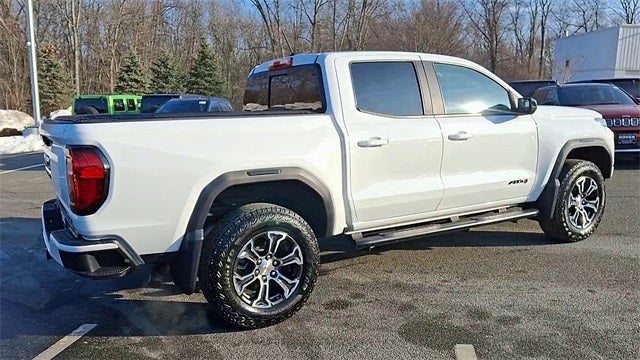 2024 GMC Canyon AT4