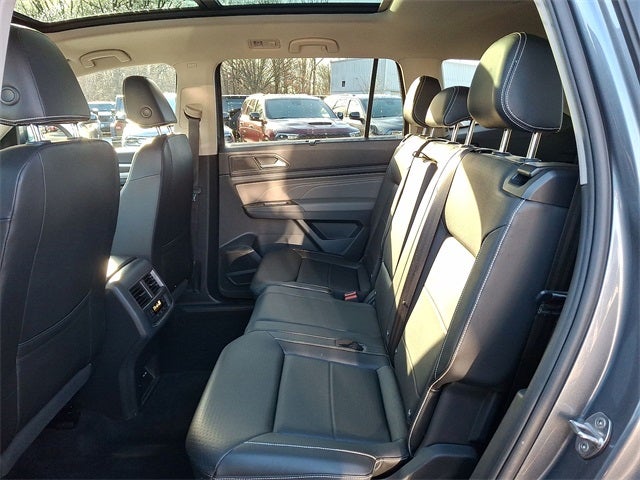 2022 Volkswagen Atlas 3.6L V6 SE w/Technology