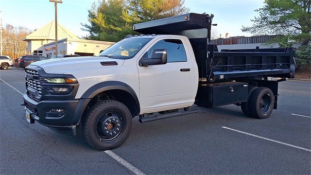 2025 RAM 5500HD Tradesman Chassis Cab
