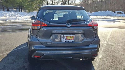 2025 Nissan Kicks Play S