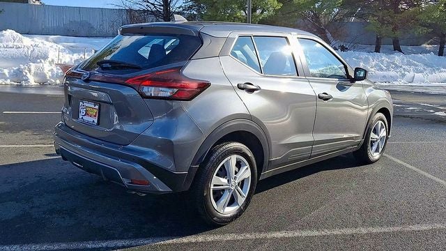 2025 Nissan Kicks Play S
