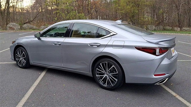 2022 Lexus ES 350