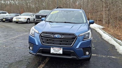 2024 Subaru Forester Premium