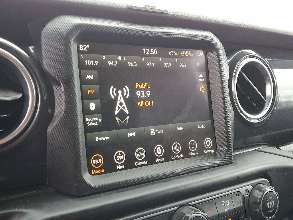 2022 Jeep Wrangler Unlimited Sahara Altitude