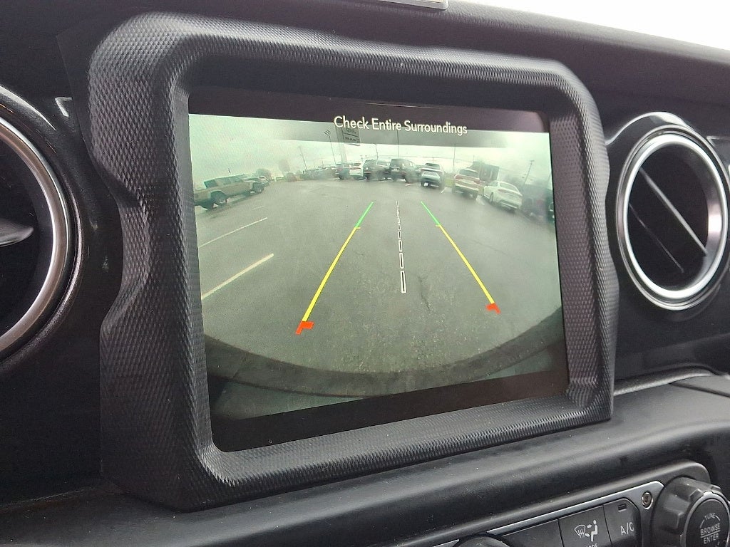 2022 Jeep Wrangler Unlimited Sahara Altitude