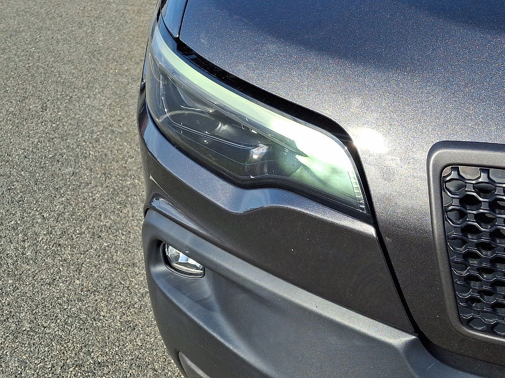 2022 Jeep Cherokee Trailhawk
