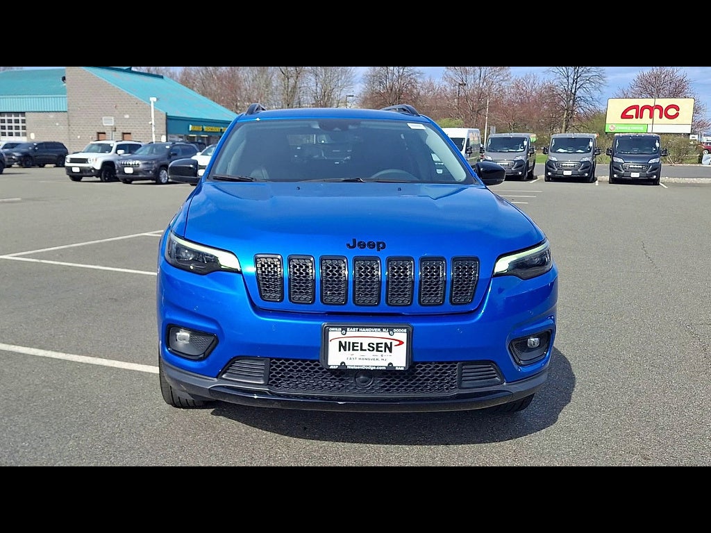2023 Jeep Cherokee Altitude Lux