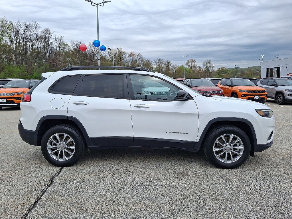 2022 Jeep Cherokee Latitude Lux