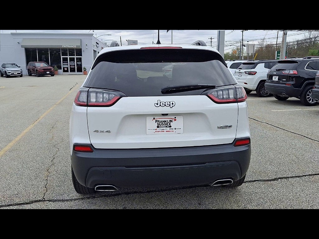 2022 Jeep Cherokee Latitude Lux