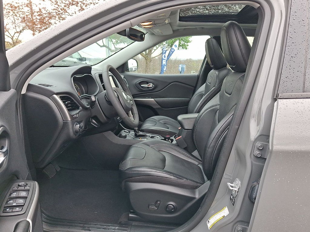 2022 Jeep Cherokee Latitude Lux