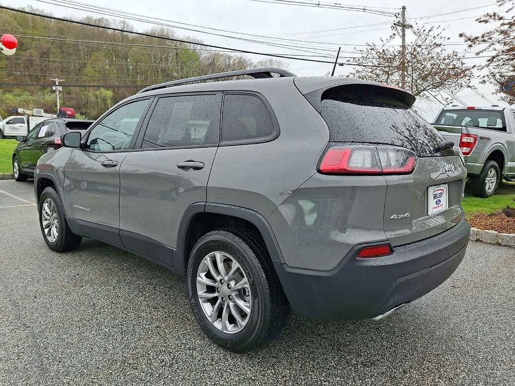 2022 Jeep Cherokee Latitude Lux