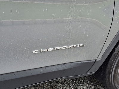 2022 Jeep Cherokee Latitude Lux