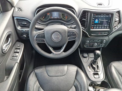 2022 Jeep Cherokee Latitude Lux