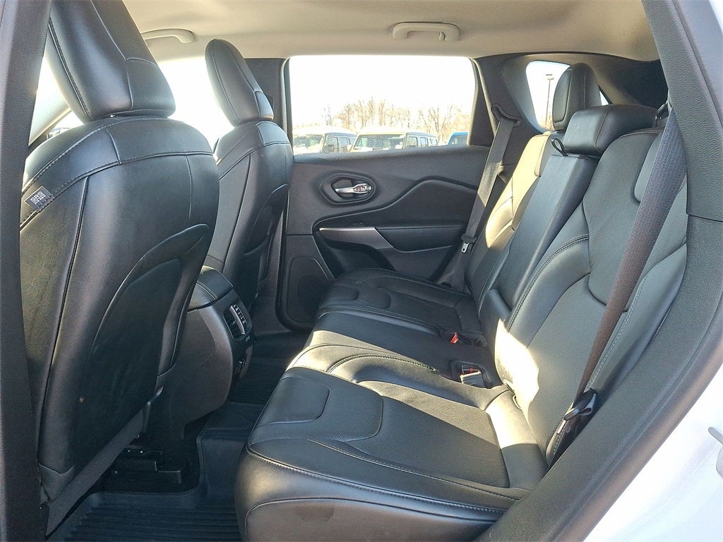 2022 Jeep Cherokee Latitude Lux