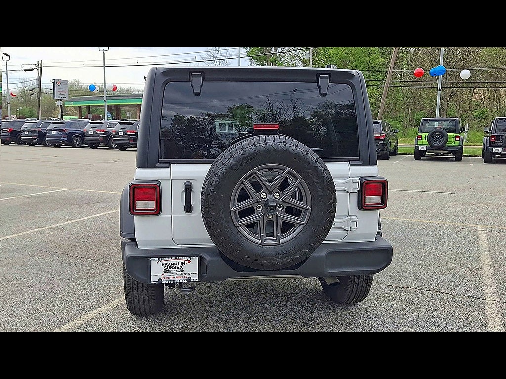 2025 Jeep Wrangler Sport S