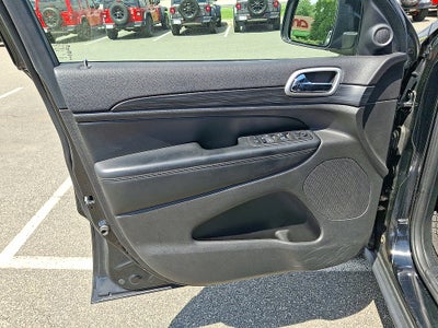 2020 Jeep Grand Cherokee Laredo E