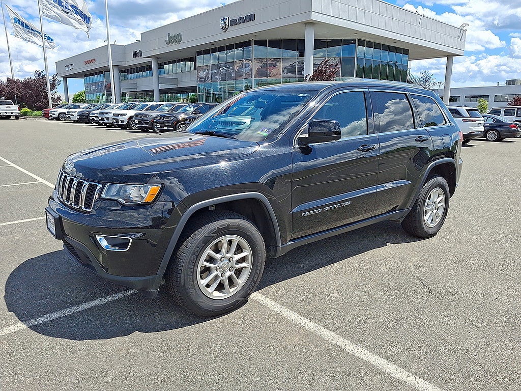 2020 Jeep Grand Cherokee Laredo E
