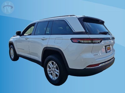 2024 Jeep Grand Cherokee Laredo
