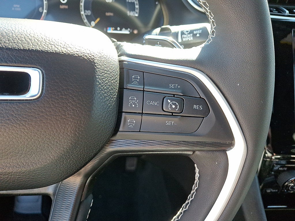 2024 Jeep Grand Cherokee Laredo X