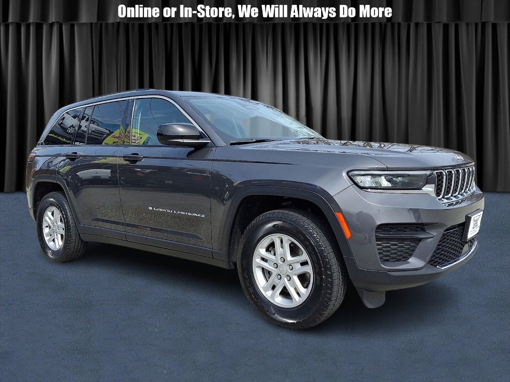 2023 Jeep Grand Cherokee Laredo