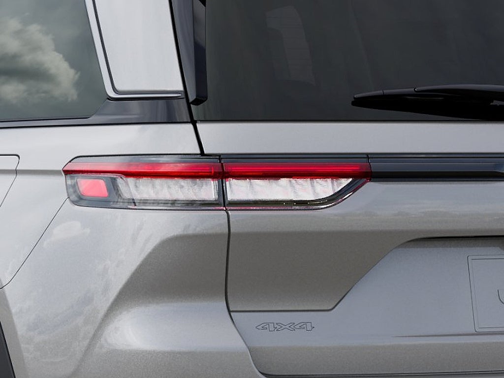 2026 Jeep Grand Cherokee 85th Anniversary Edition